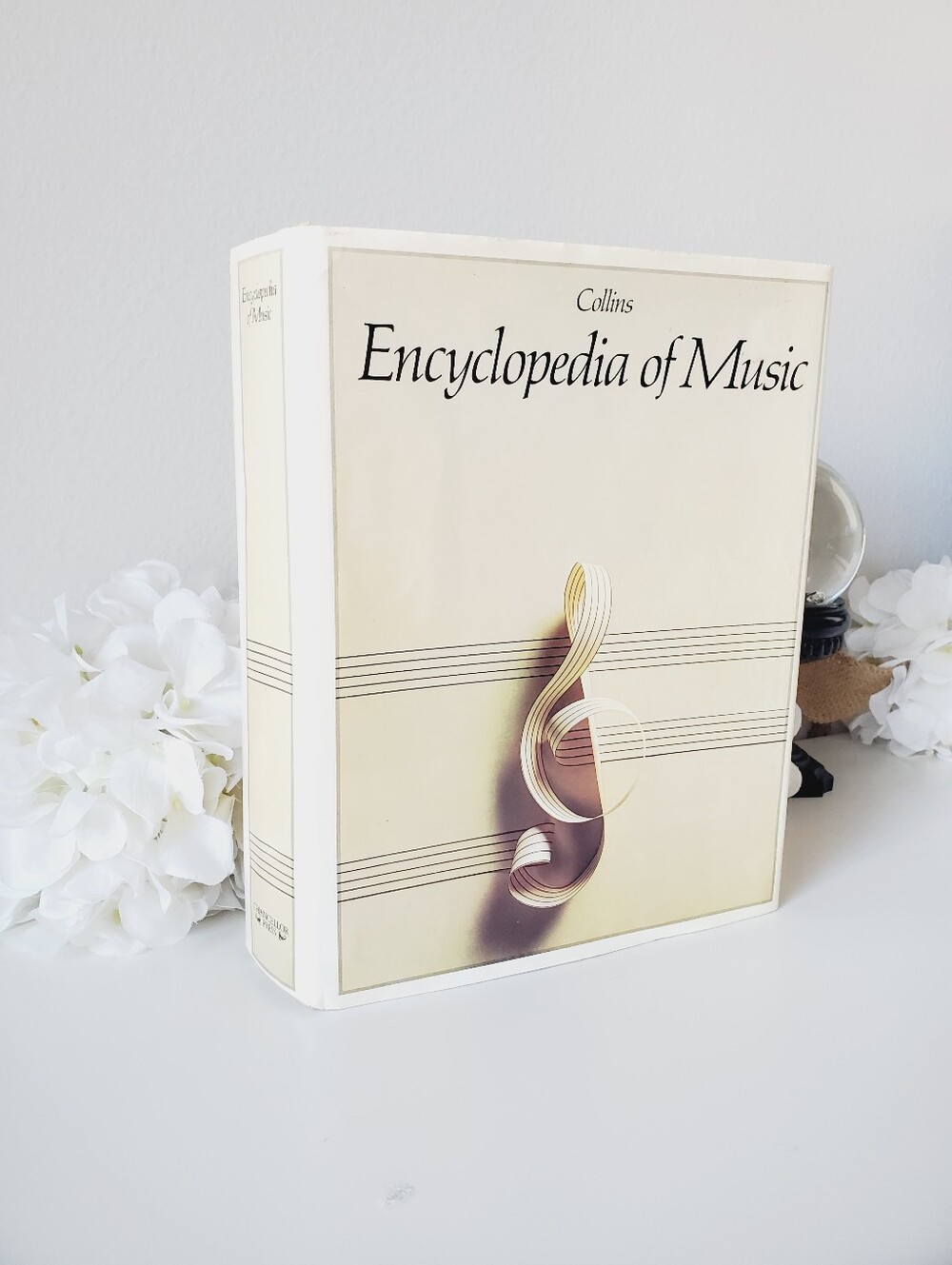 Vintage Collins Encyclopedia of Music 1984 Hardcover Book Westrup Salter GUC